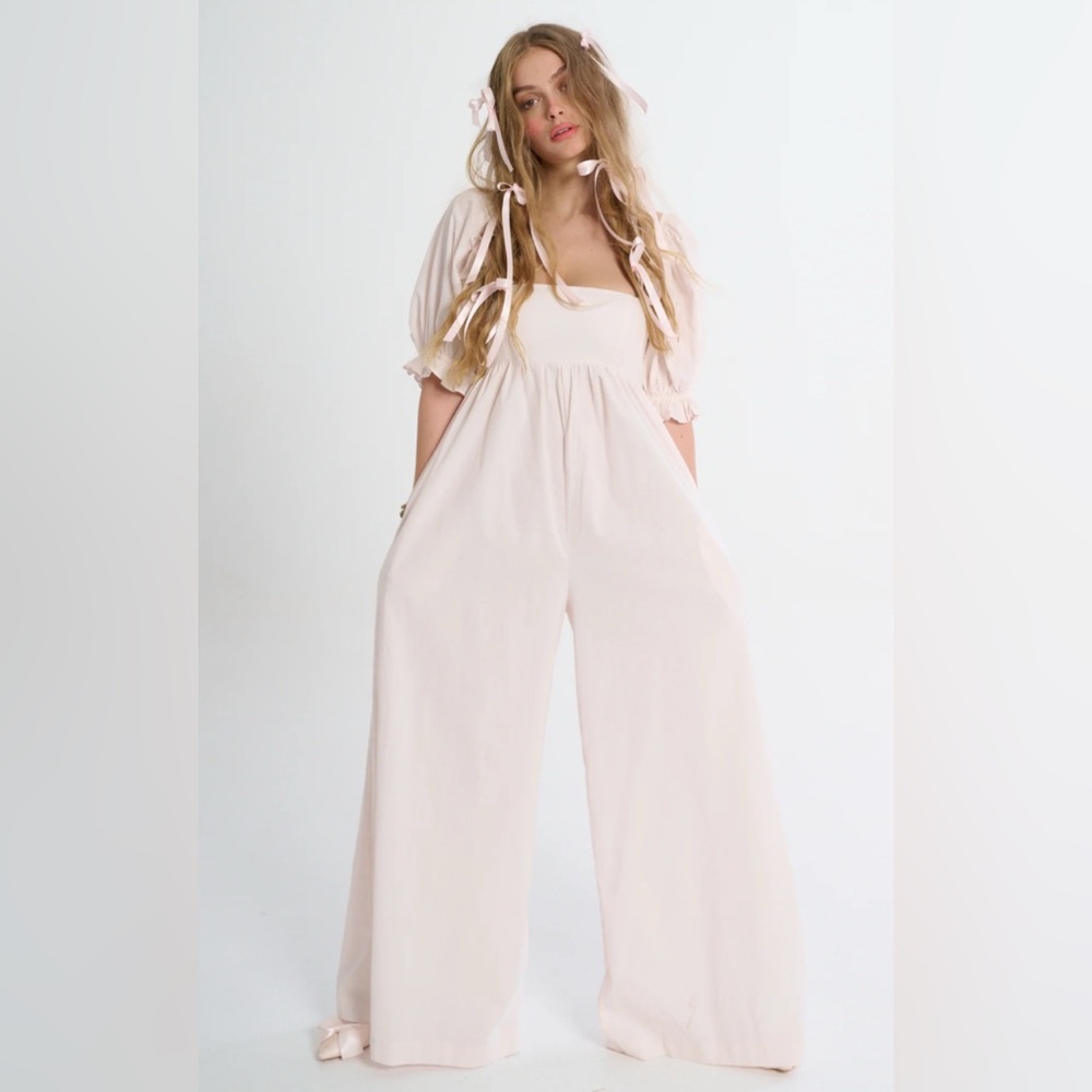SELKIE The Lickety Split Hamptons Jumpsuit
Absolutely stunning very whimsical